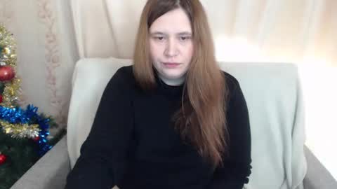 adelinalawson online show from February 18, 2025, 5:20 am