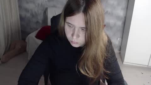 adelinalawson online show from September 21, 2025, 6:53 pm