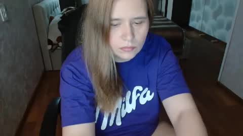 Snapshot of adelinalawson chatting on May 23, 2026, 5:56 am adelinalawson online show from May 23, 2026, 5:56 am