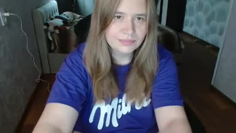 Snapshot of adelinalawson chatting on May 24, 2026, 3:22 am adelinalawson online show from May 24, 2026, 3:22 am