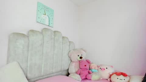Snapshot of adeline1__ chatting on April 22, 2026, 3:46 pm dahia online show from April 22, 2026, 3:46 pm