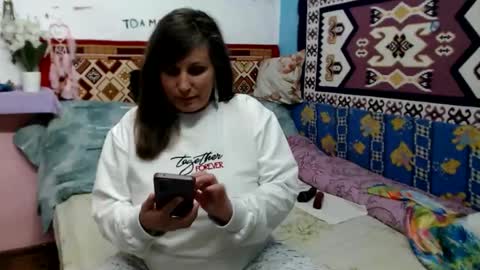 adelinemilf online show from April 10, 2026, 12:32 pm