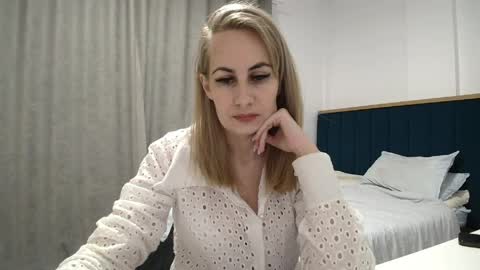 Snapshot of adellynrose chatting on April 5, 2026, 6:05 pm Adellyn online show from April 5, 2026, 6:05 pm