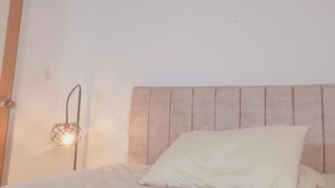  instragram adelyn 111 online show from February 7, 2025, 11:12 am