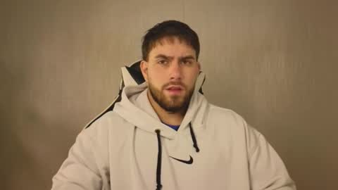 Ades online show from November 7, 2025, 11:32 am