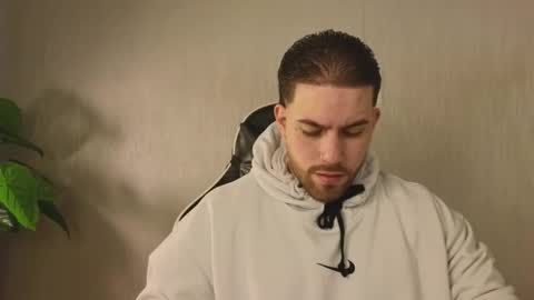 Ades online show from November 8, 2025, 12:05 pm