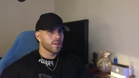 Snapshot of ades_lowe chatting on May 10, 2026, 11:48 am Ades online show from May 10, 2026, 11:48 am