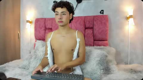 Snapshot of adhara_smith_ chatting on June 1, 2026, 11:12 am online show from June 1, 2026, 11:12 am