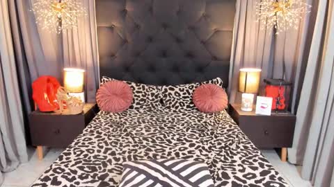 Siobe online show from December 13, 2024, 9:46 am