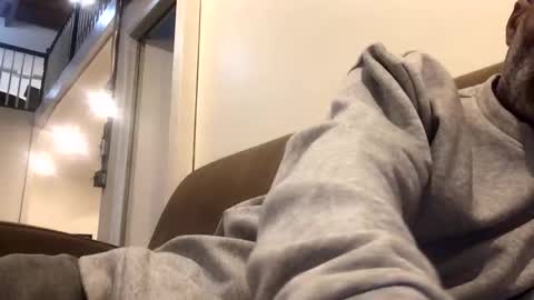 Snapshot of adick_ting chatting on October 25, 2025, 6:57 pm adick_ting online show from October 25, 2025, 6:57 pm