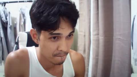 Snapshot of adios_amigo chatting on March 15, 2026, 4:35 pm Amigo online show from March 15, 2026, 4:35 pm