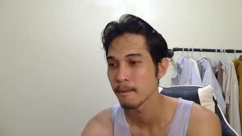 Snapshot of adios_amigo chatting on May 8, 2026, 8:41 am Amigo online show from May 8, 2026, 8:41 am