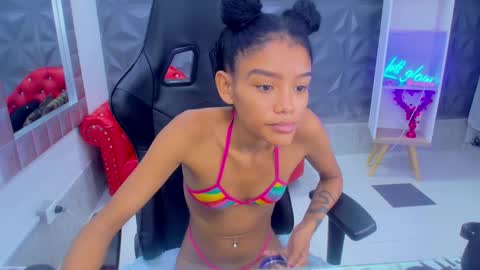 Snapshot of adisson_petite1 chatting on January 10, 2026, 6:42 pm adisson_petite1 online show from January 10, 2026, 6:42 pm