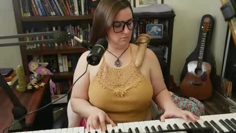 adobe_angel304 online show from December 15, 2024, 11:09 pm