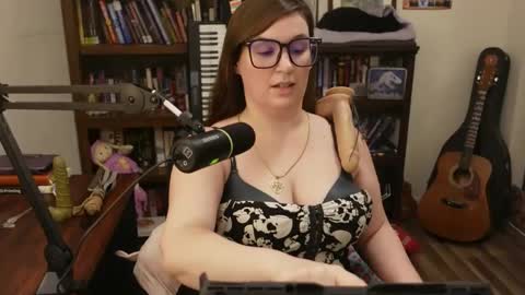 adobe_angel304 online show from December 25, 2024, 2:03 am