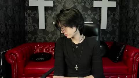 Snapshot of adonbev chatting on April 25, 2026, 5:32 am adonbev online show from April 25, 2026, 5:32 am
