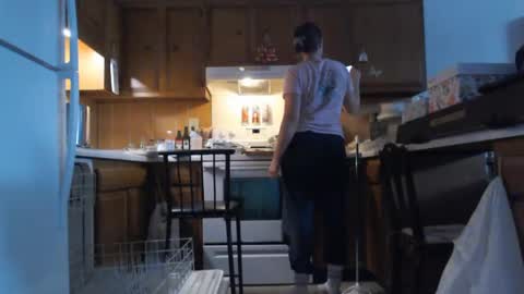 Snapshot of adorable22 chatting on February 19, 2025, 8:41 pm adorable22 online show from February 19, 2025, 8:41 pm