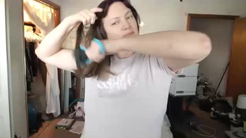 Snapshot of adorable22 chatting on November 17, 2025, 12:33 pm adorable22 online show from November 17, 2025, 12:33 pm