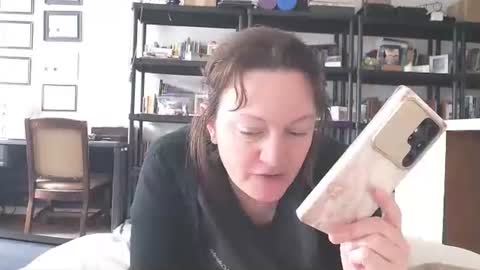 Snapshot of adorable22 chatting on December 1, 2025, 5:51 pm adorable22 online show from December 1, 2025, 5:51 pm