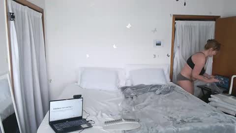 adorable22 online show from July 17, 2026, 4:34 pm
