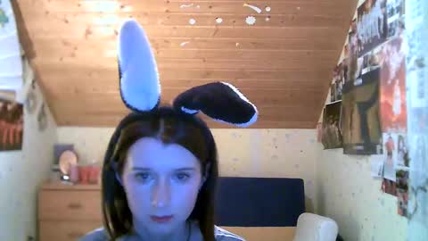 Snapshot of adorable_sparkle chatting on February 10, 2025, 7:28 pm adorable_sparkle online show from February 10, 2025, 7:28 pm