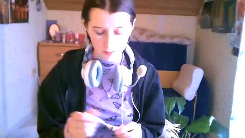 Snapshot of adorable_sparkle chatting on February 11, 2025, 1:09 pm adorable_sparkle online show from February 11, 2025, 1:09 pm