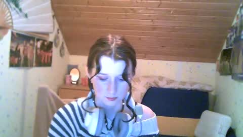 Snapshot of adorable_sparkle chatting on February 13, 2025, 5:01 pm adorable_sparkle online show from February 13, 2025, 5:01 pm