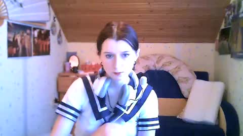 Snapshot of adorable_sparkle chatting on February 17, 2025, 2:15 pm adorable_sparkle online show from February 17, 2025, 2:15 pm