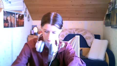 Snapshot of adorable_sparkle chatting on February 19, 2025, 1:17 pm adorable_sparkle online show from February 19, 2025, 1:17 pm