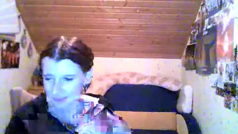 Snapshot of adorable_sparkle chatting on March 3, 2025, 7:28 pm adorable_sparkle online show from March 3, 2025, 7:28 pm