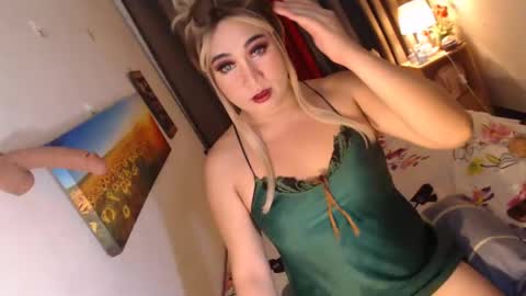 MsKim  online show from December 13, 2024, 7:58 am