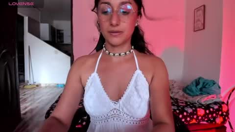 Snapshot of adrena_10 chatting on June 11, 2026, 9:35 pm Adrena10 online show from June 11, 2026, 9:35 pm