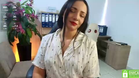 Snapshot of adri_miller chatting on July 17, 2026, 2:45 pm adri miller online show from July 17, 2026, 2:45 pm