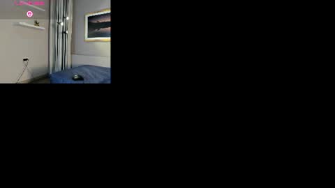 Snapshot of adri_silva_ chatting on August 5, 2026, 11:39 pm adri online show from August 5, 2026, 11:39 pm