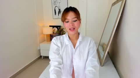 Snapshot of adria_ross chatting on October 1, 2025, 1:06 pm Adriana online show from October 1, 2025, 1:06 pm