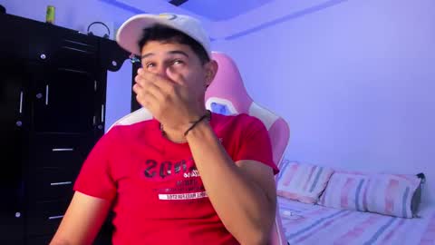 Snapshot of adrian_prime_ chatting on February 19, 2026, 7:10 pm ADRIAN online show from February 19, 2026, 7:10 pm