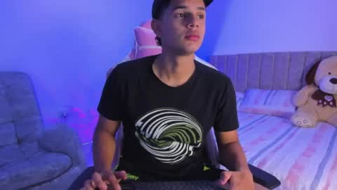 ADRIAN online show from April 18, 2026, 1:42 am