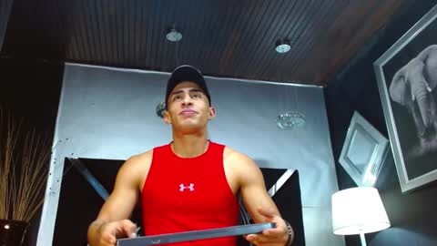 Snapshot of adrian_rae chatting on December 17, 2024, 2:55 pm   online show from December 17, 2024, 2:55 pm