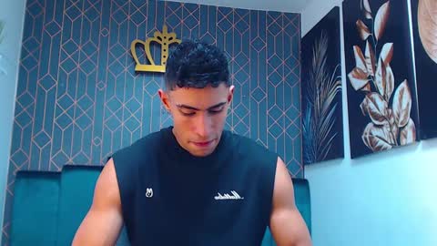 Snapshot of adrian_rae chatting on March 6, 2025, 11:47 am   online show from March 6, 2025, 11:47 am