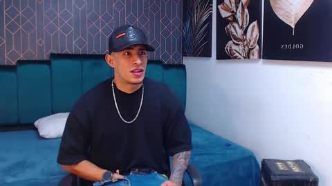 Snapshot of adrian_rae chatting on March 7, 2025, 11:40 am   online show from March 7, 2025, 11:40 am