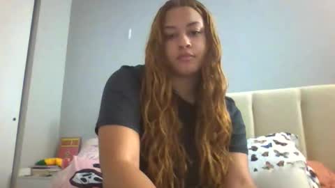 Princess Adri online show from April 21, 2026, 3:17 pm