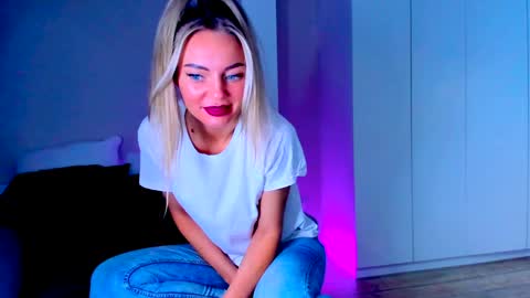 Adriana online show from February 2, 2025, 12:35 pm