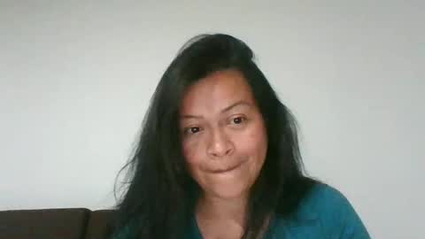 adrianagogo18 online show from February 14, 2025, 10:04 pm