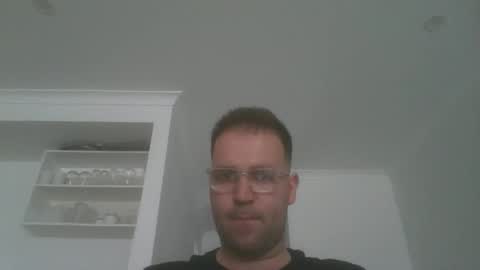 adrianchiodo online show from November 24, 2025, 5:07 am