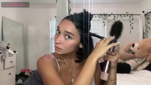 Snapshot of adriannarodriguez chatting on July 3, 2026, 12:17 am Adrianna online show from July 3, 2026, 12:17 am