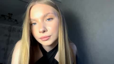 Caroline online show from March 20, 2026, 2:33 pm