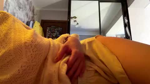 Caroline online show from June 19, 2026, 3:38 pm