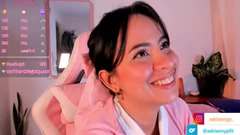 adrianny online show from October 25, 2025, 2:52 am