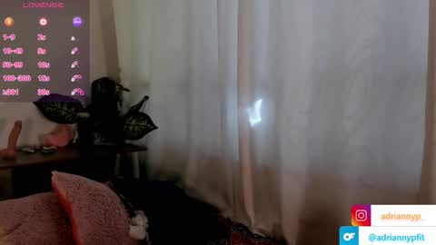 adrianny online show from January 18, 2026, 1:04 pm