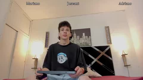 Adrian online show from October 18, 2025, 3:53 am